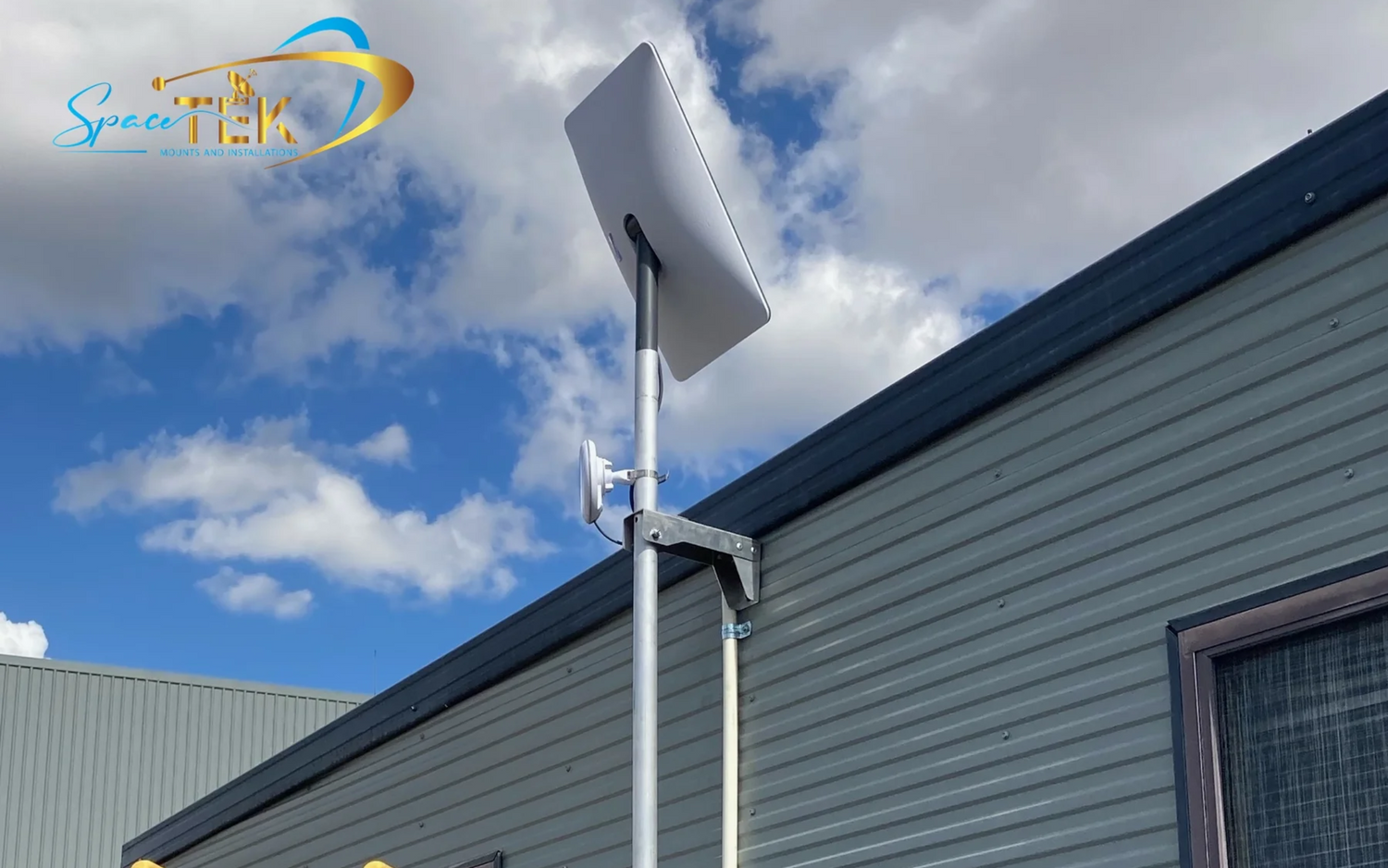 Mounting Starlink Dish Outdoors – A Beginner's Guide