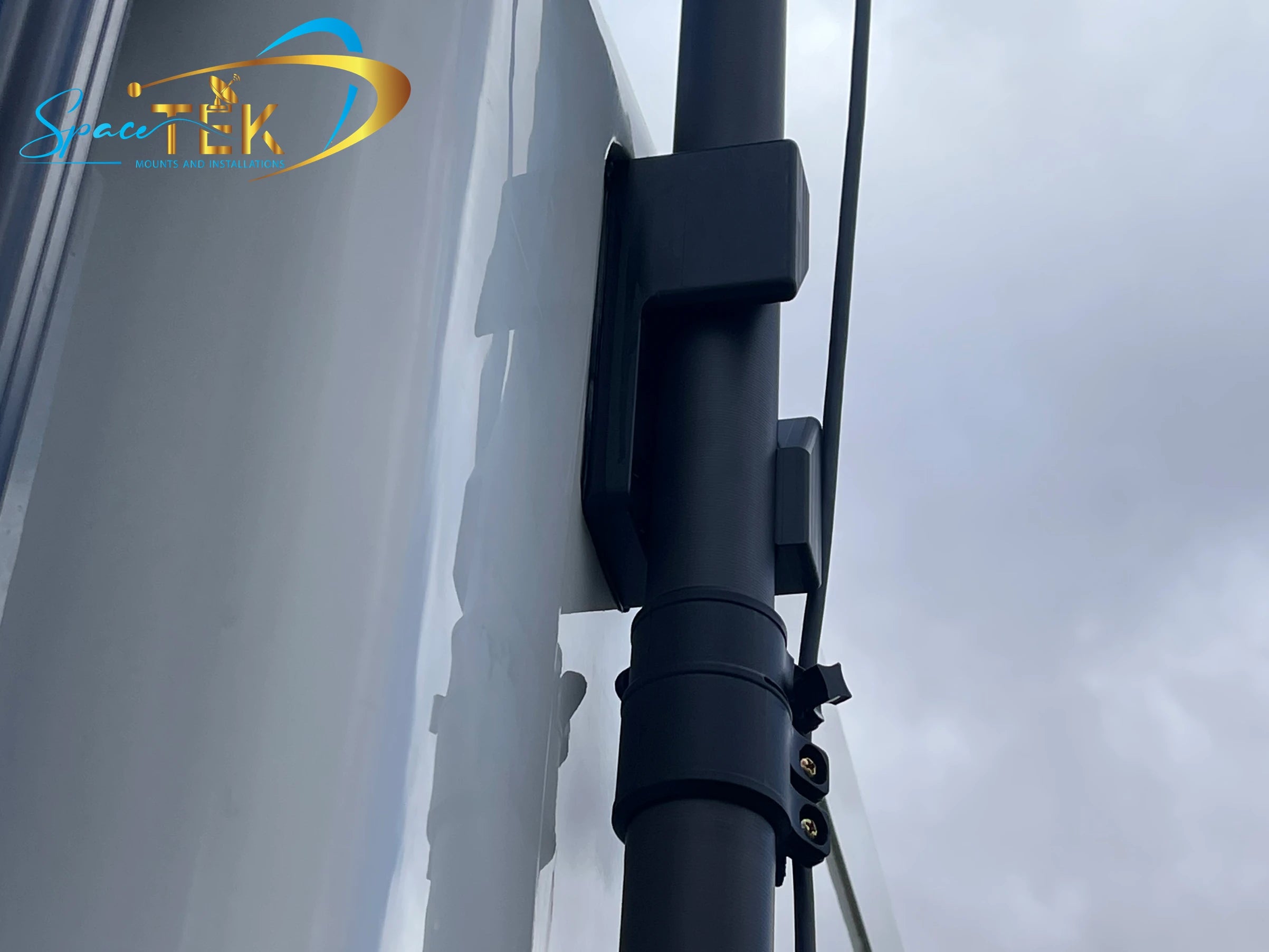 Carbon Fibre Telescopic RV Mount for Starlink Gen 2 SpaceTek