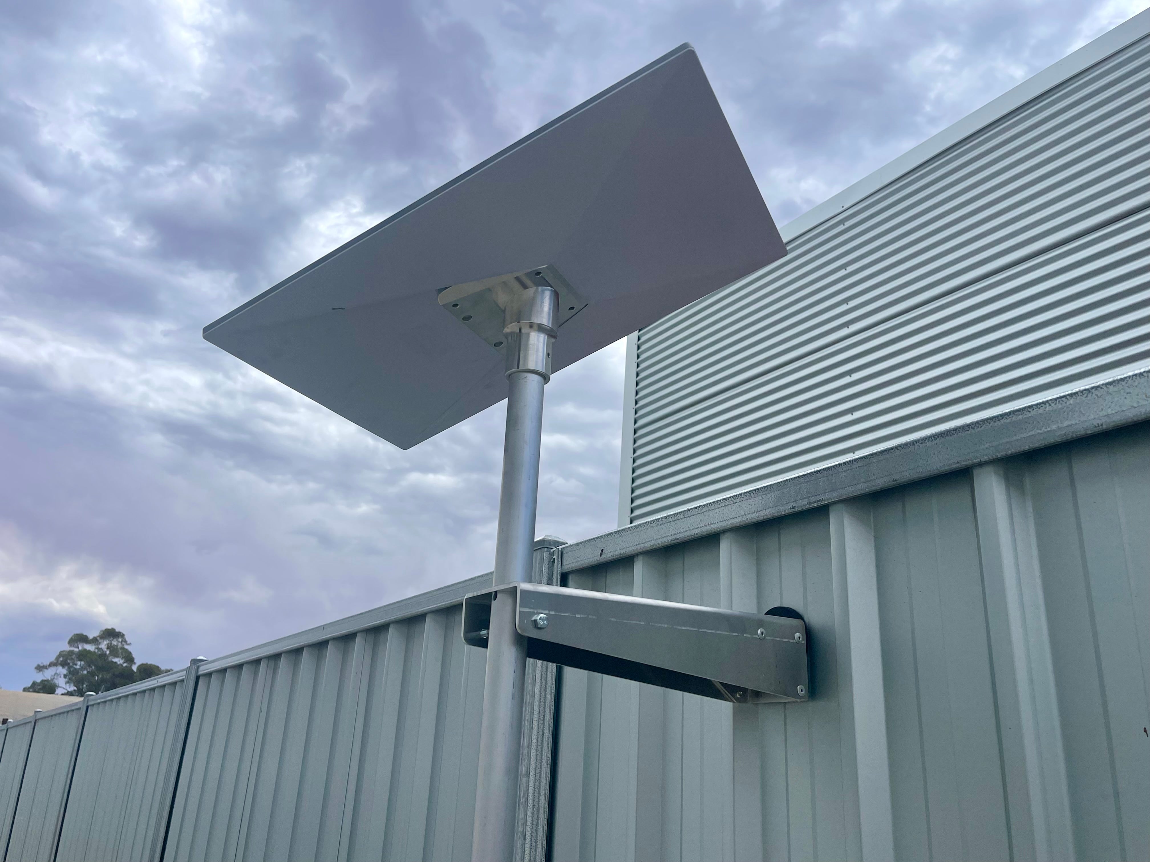 Starlink Atco / Demountable / Site Hut Wall Mount - Gen 3 SpaceTek