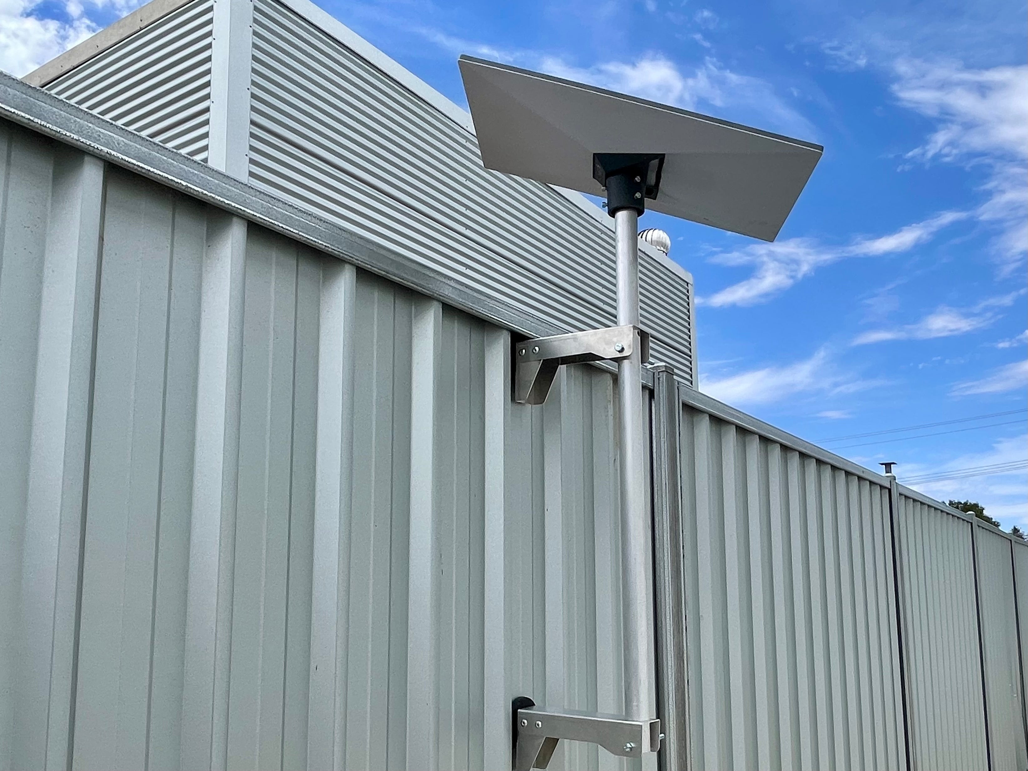 Starlink Atco / Demountable / Site Hut Wall Mount - Gen 3 SpaceTek