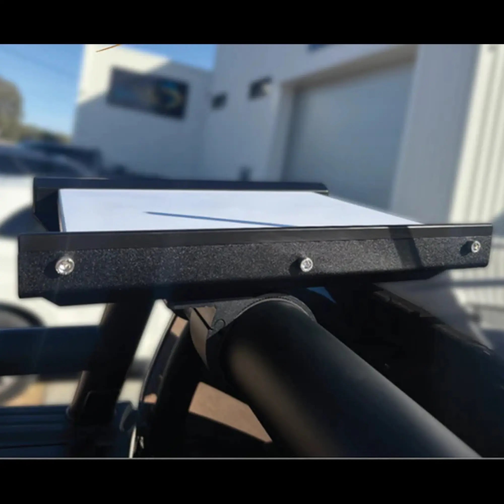 Starlink Mini In Motion mount installed on a ute's bars side view close up