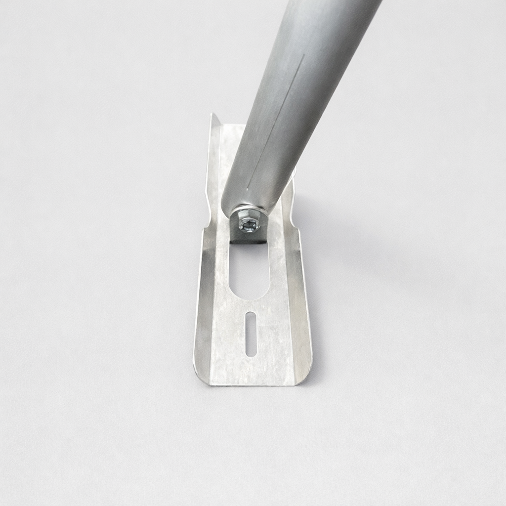 Close-up of Spacetek aluminium base plate with mounted pipe for Starlink roof mount kit installation