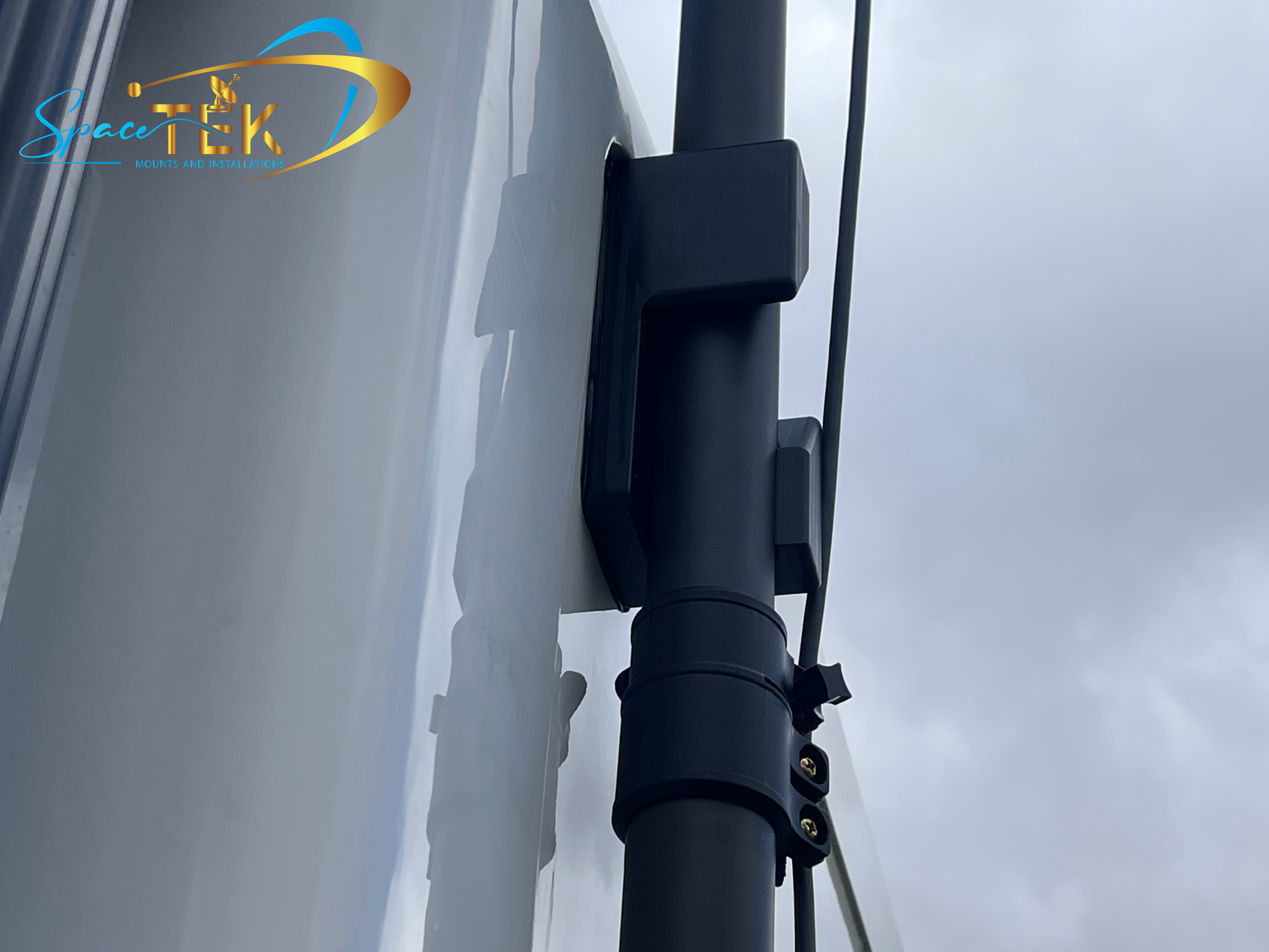 Carbon Fibre Telescopic RV Mount for Starlink Gen 2