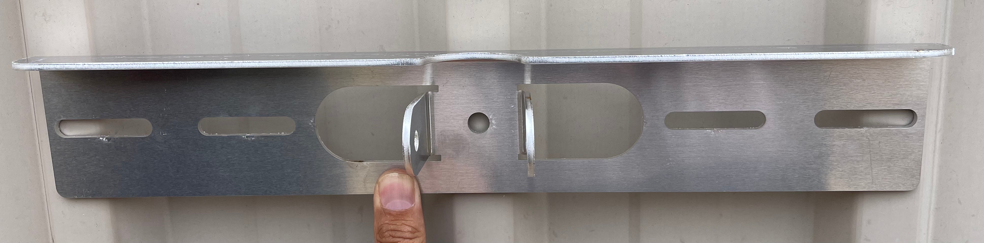 Heavy Duty Base Plate (400mm) - With M8 Nut & Bolt